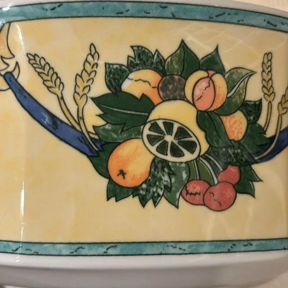 Villeroy& Boch Castellina 10” vegetable bowl - Picture 3 of 8